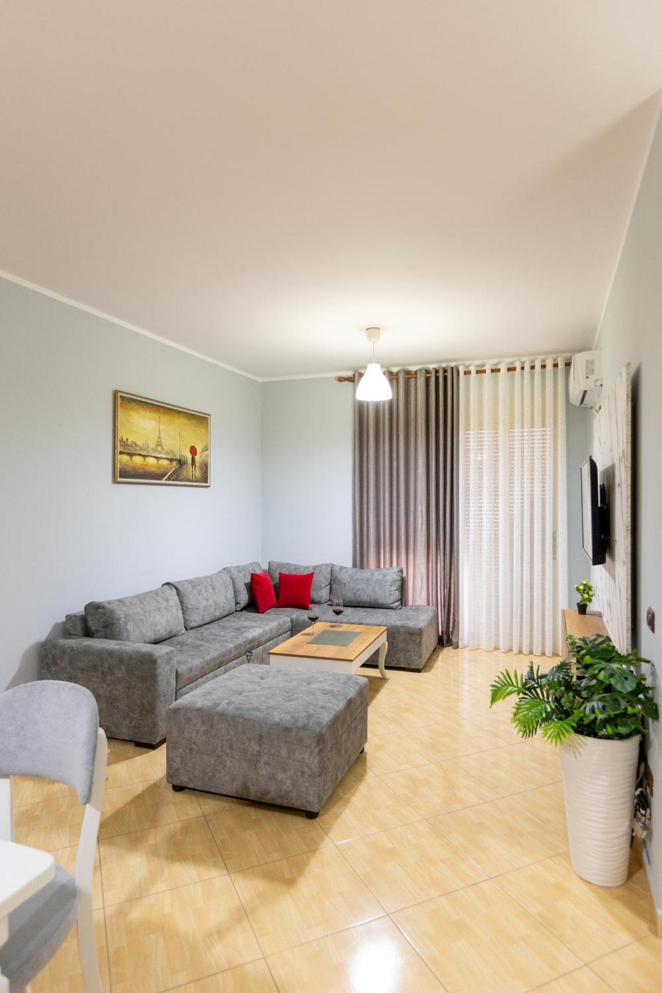 Da Vinci Apartment Vlore Exterior photo